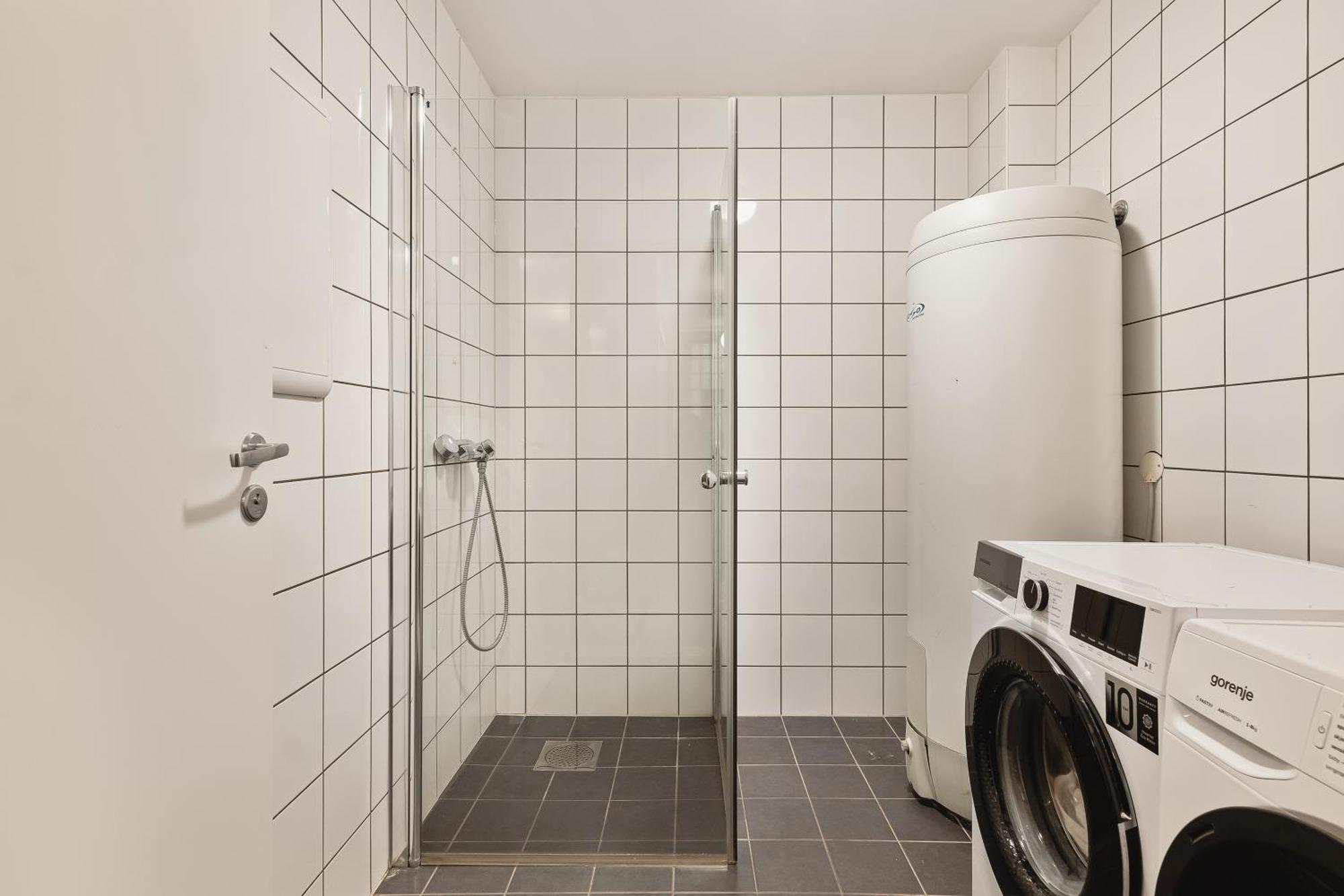 Floyen - Private With The Location In Homestay